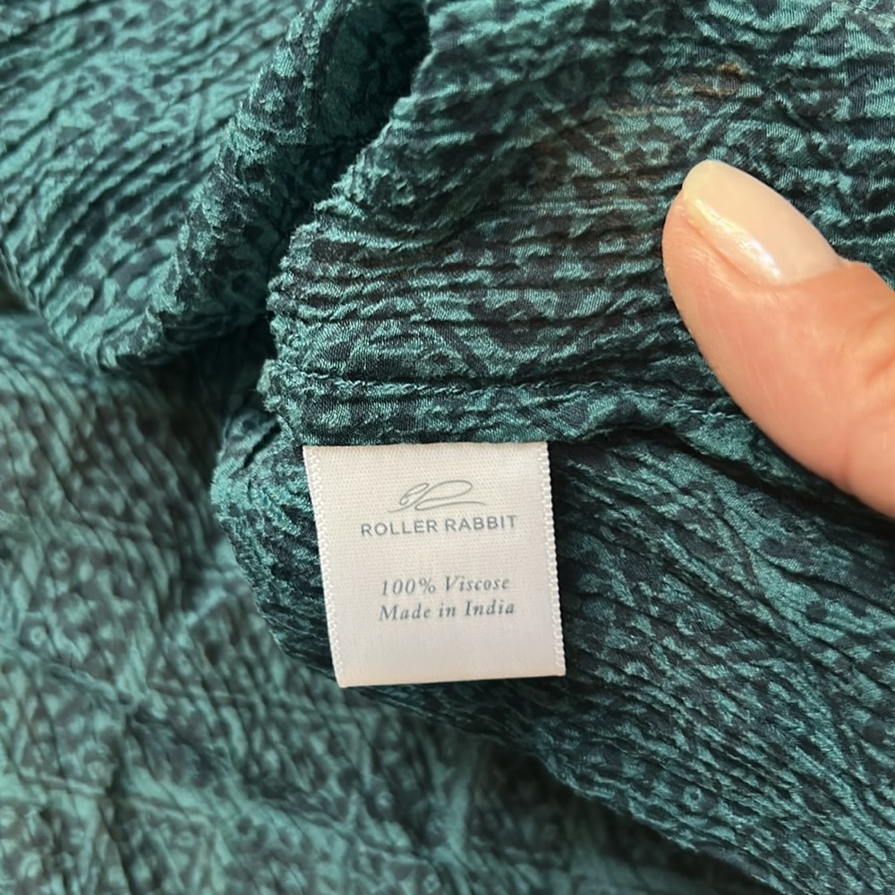 Roller Rabbit, Blouse Size Medium - image 5